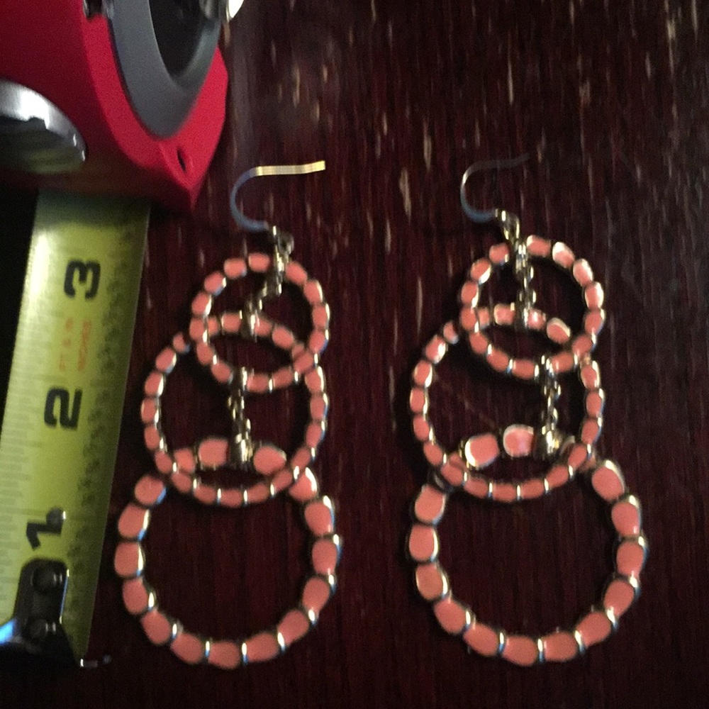 Coral/light pink circular earrings